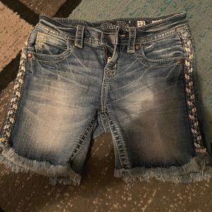 Girls Miss Me shorts.
